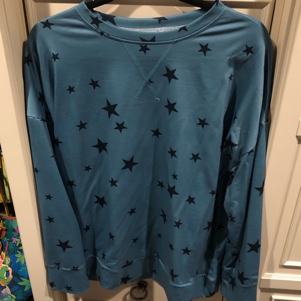NWOT Knoeasy Teal Star Long Sleeve Top
